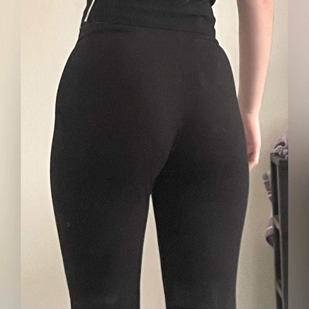 SHOSHO small/medium comfy black leggings